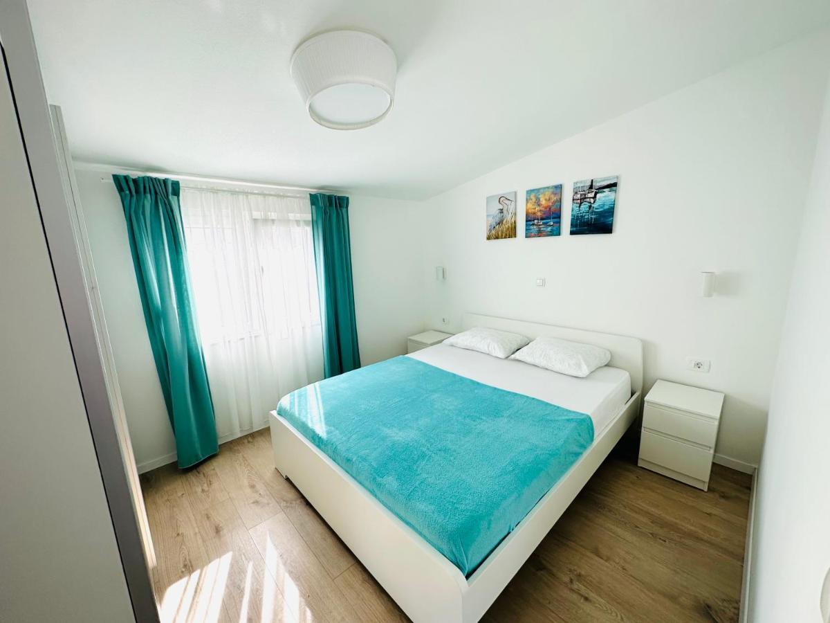 Apartments Babic โตรกีร์ ภายนอก รูปภาพ