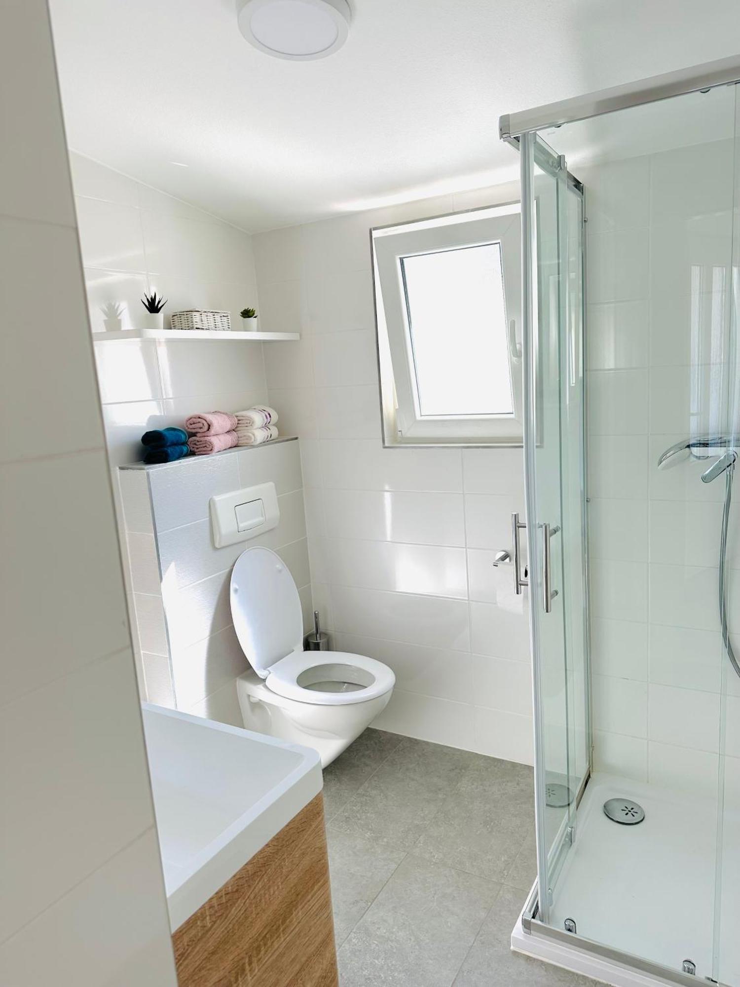Apartments Babic โตรกีร์ ภายนอก รูปภาพ